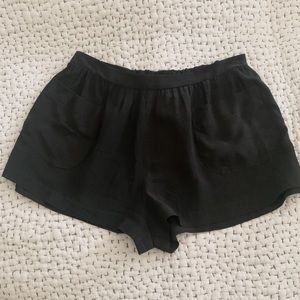 Silk dressy shorts with front pockets by aqua